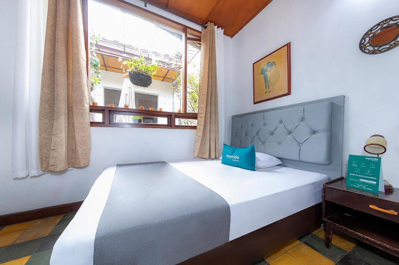 Ayenda Sarayu House Hotel เมเดยิน ภายนอก รูปภาพ